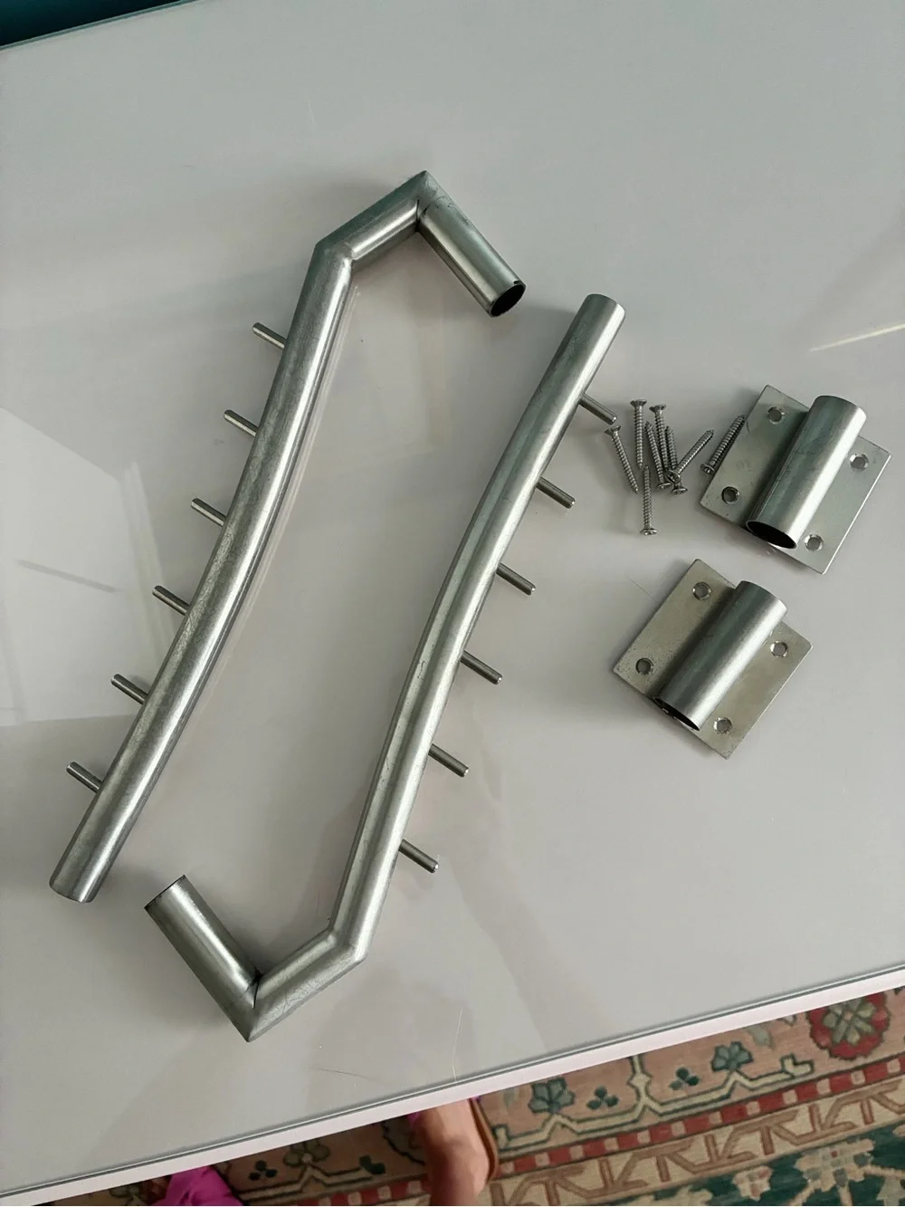 CLOSET | wall-mounted, pivoting clothing rack
